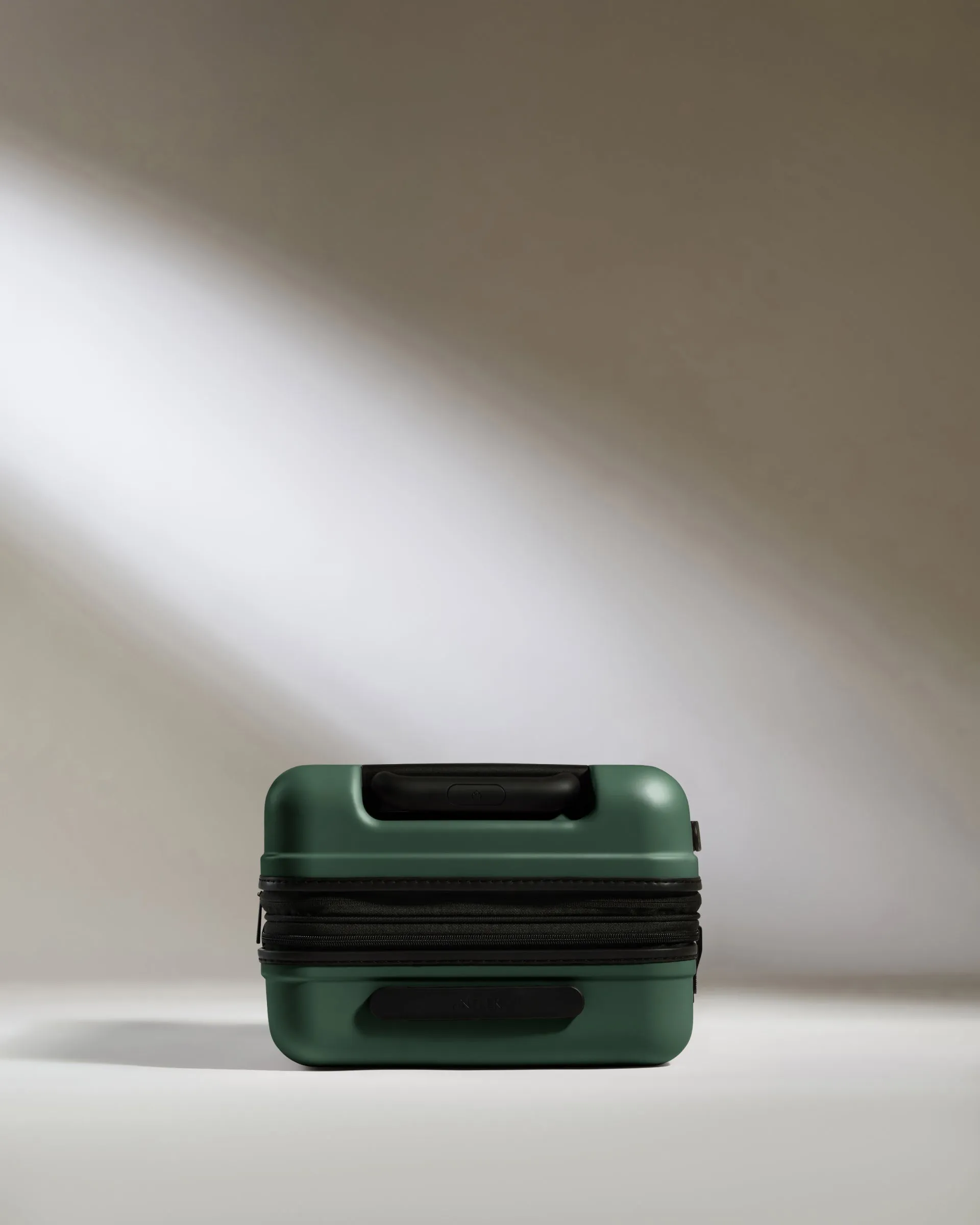 Expandable Cabin Suitcase in Antler Green - Icon Stripe