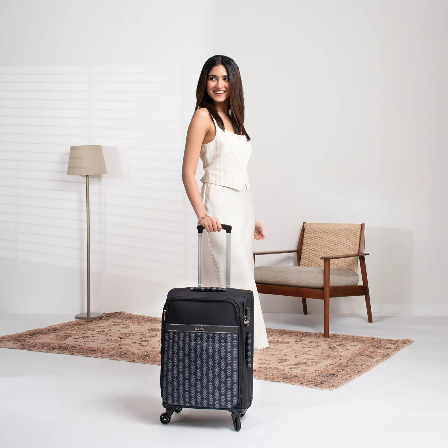 Hyderabad Ikat Avasa Trolley Bag (Black)