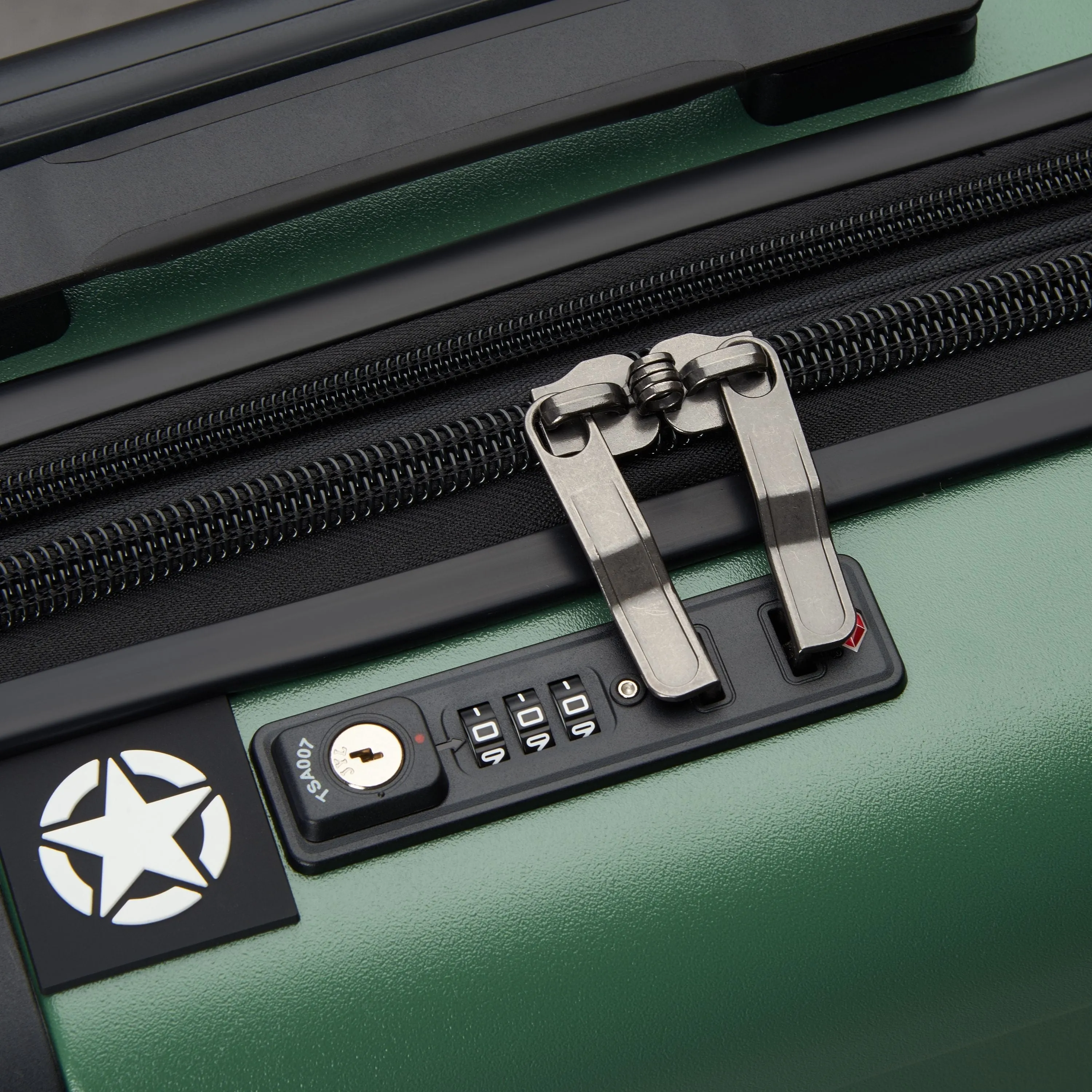 JH002B - Expandable Carry-On Spinner