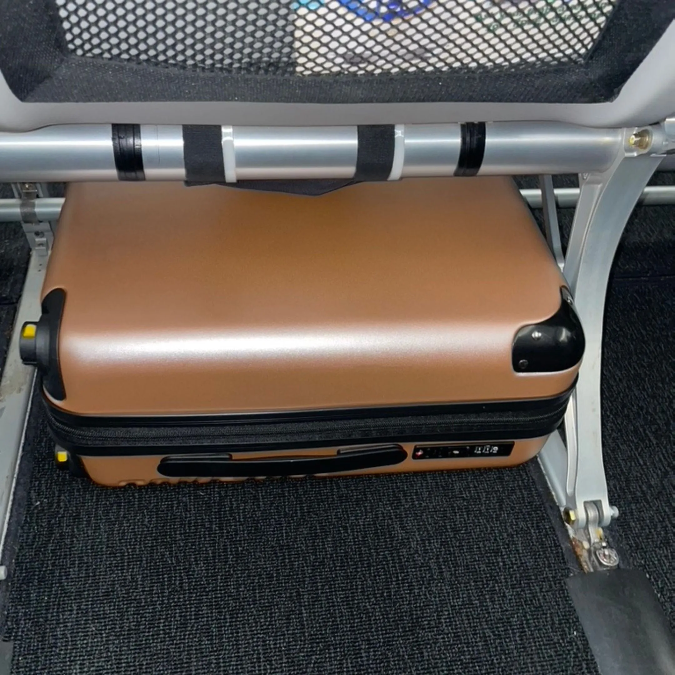 Personal Item Suitcase 2.0 - EXPANDABLE