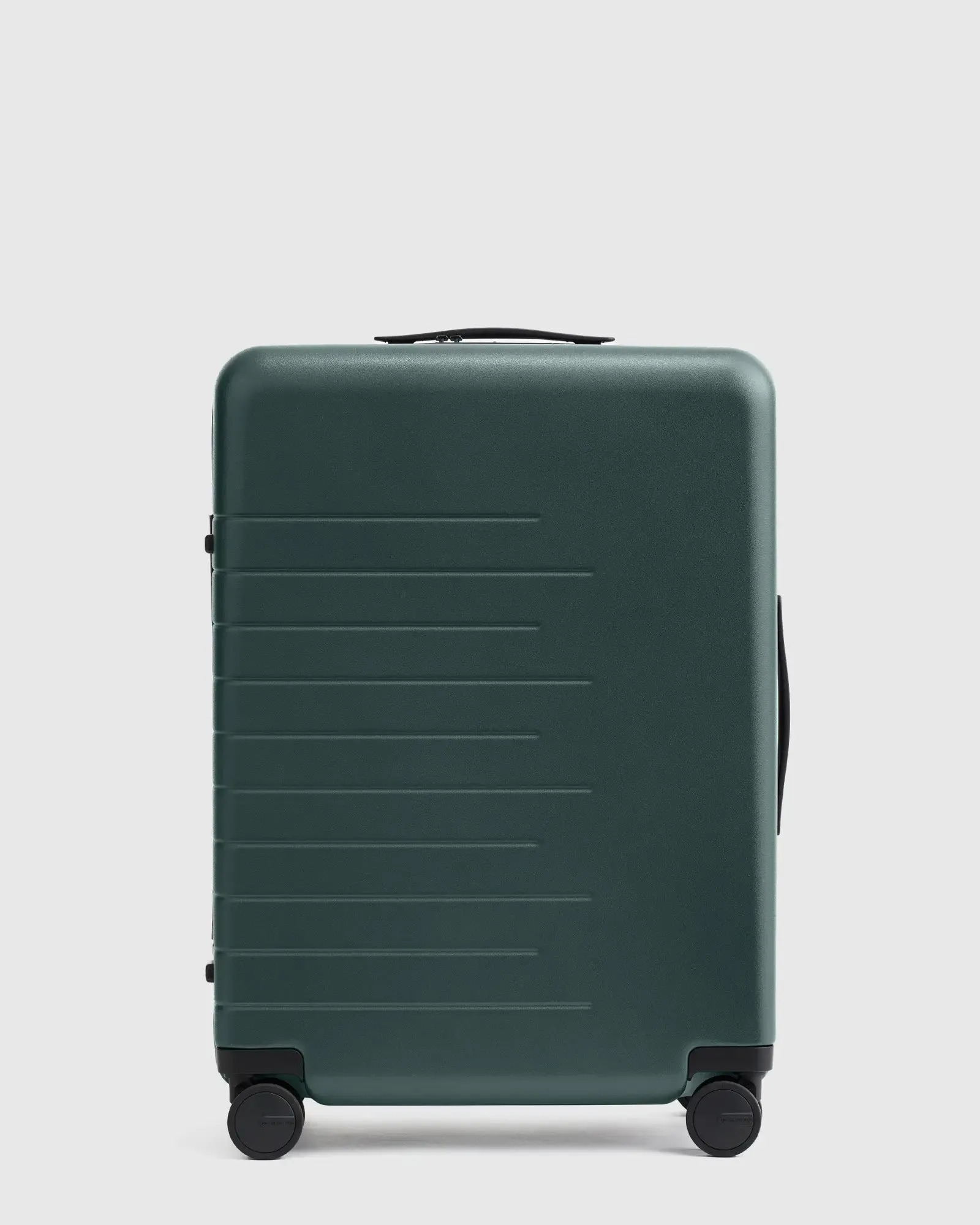 Quince Carry-on 21" Hard Shell Suitcase