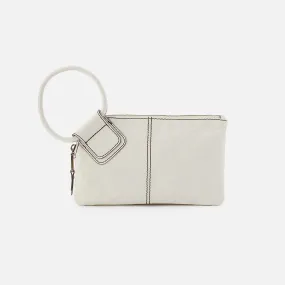 Sable Wristlet in Polished Leather - Latte